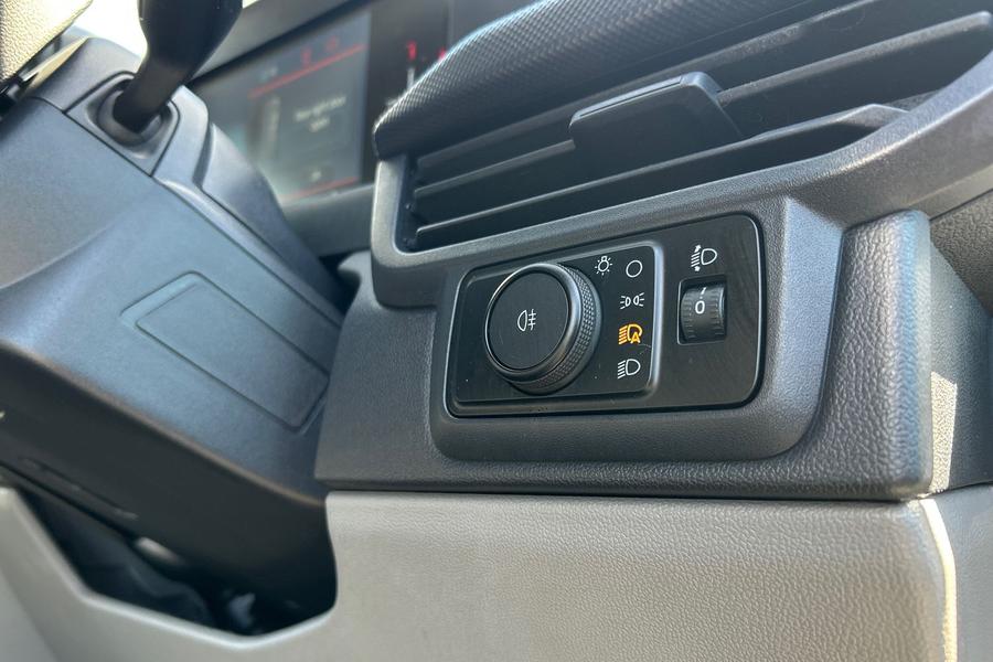 Ford E-TRANSIT CUSTOM Photo autoimg-7b63463dff5f746e32407a96c080dd30454e816d.jpg