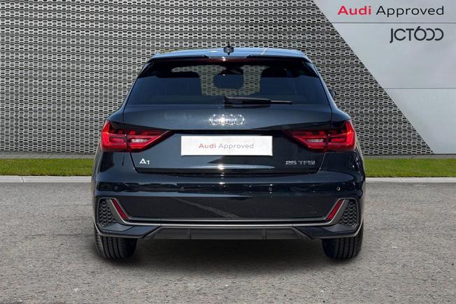Audi A1 Photo 7