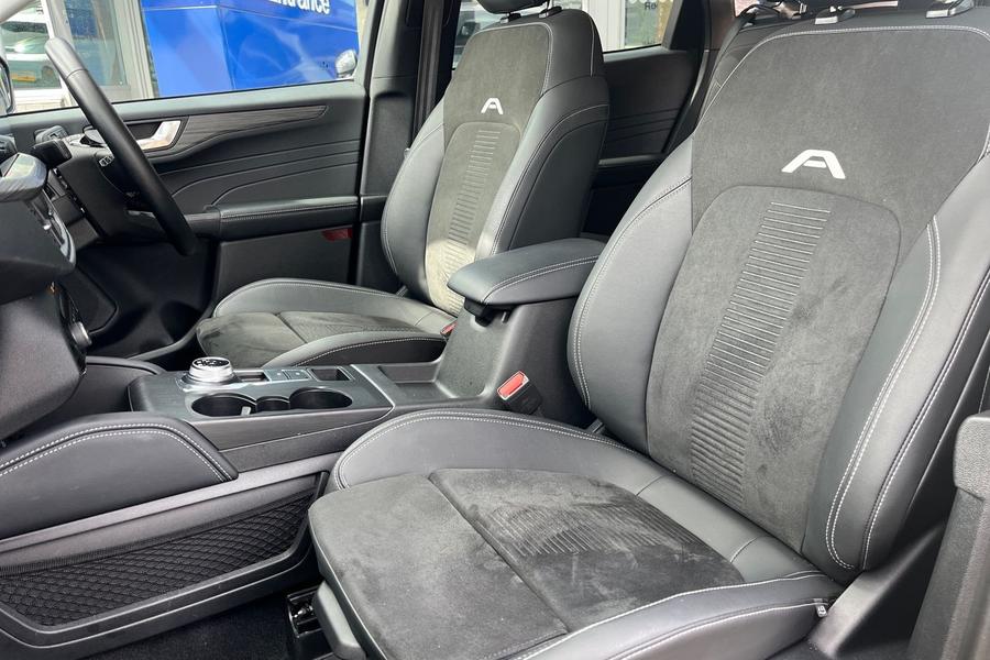Ford Kuga Photo autoimg-7b6daf3e07c28f39682029c2be6b67d738932443.jpg