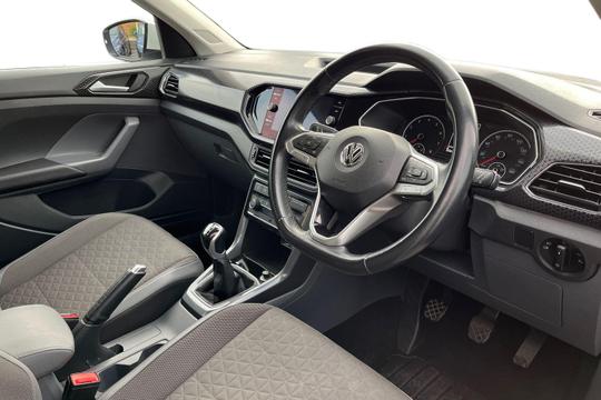 Volkswagen T-cross Photo autoimg-7b6de8b89051309669841e730ac7d6d0c81edaa6.jpg