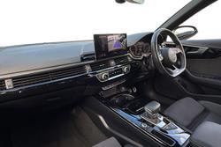 AUDI A4 Photo 2