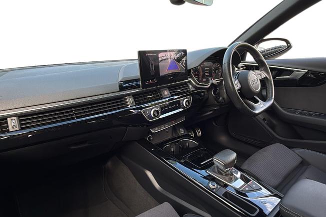 AUDI A4 Photo 2