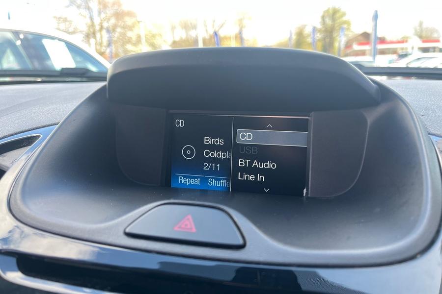 Ford KA+ Photo autoimg-7b6f9a789595d94c27fa631ae52836ffbf5ed588.jpg