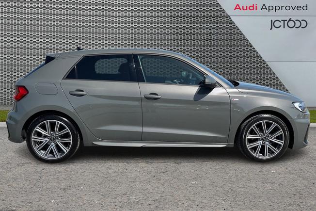 AUDI A1 Photo 4