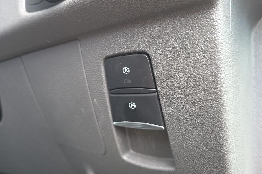 Used Ford TRANSIT WV26YEF 32