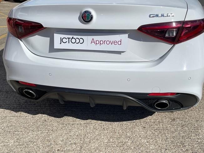 ALFA ROMEO Giulia Photo 26