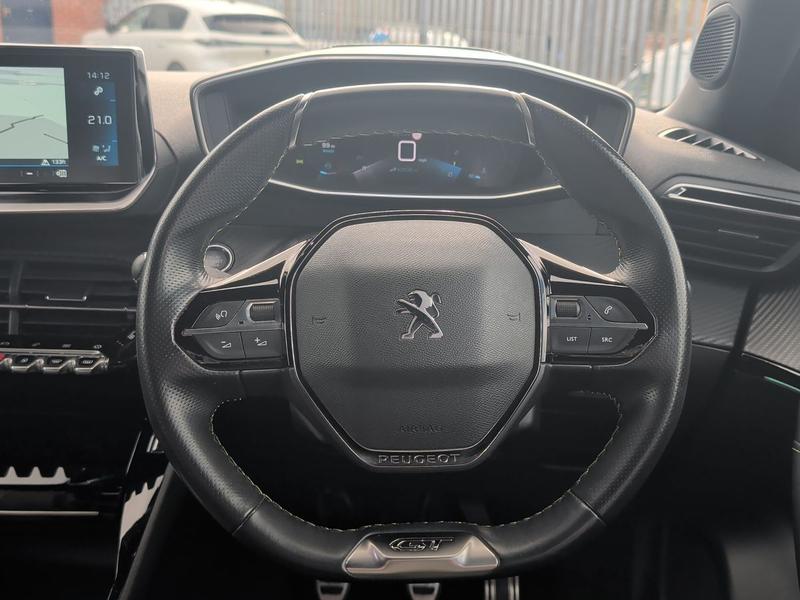 Used Peugeot 2008 NV71ARZ 32