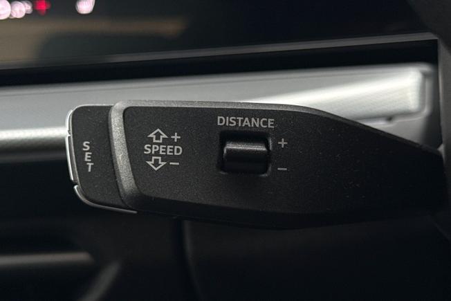 Audi Q3 Photo 30