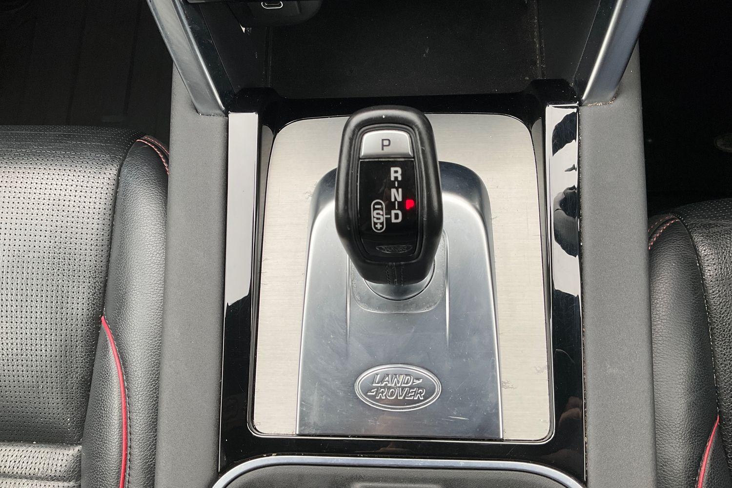 Land Rover Discovery Sport Photo 27
