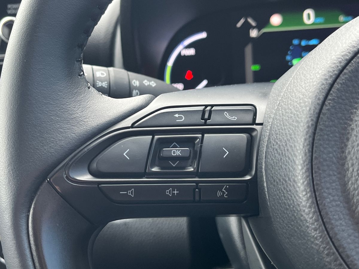 Toyota Yaris Cross Photo 13