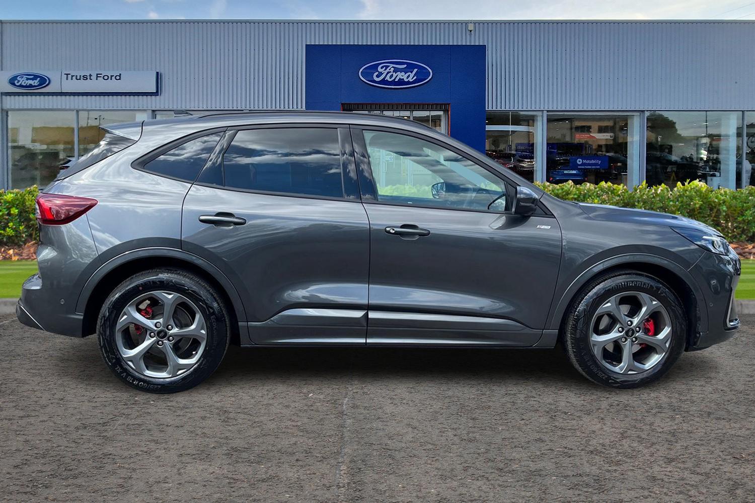 Ford Kuga Photo 2