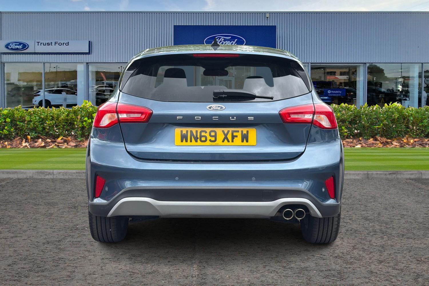 Ford FOCUS Photo 6