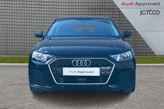 AUDI A1 Photo 8