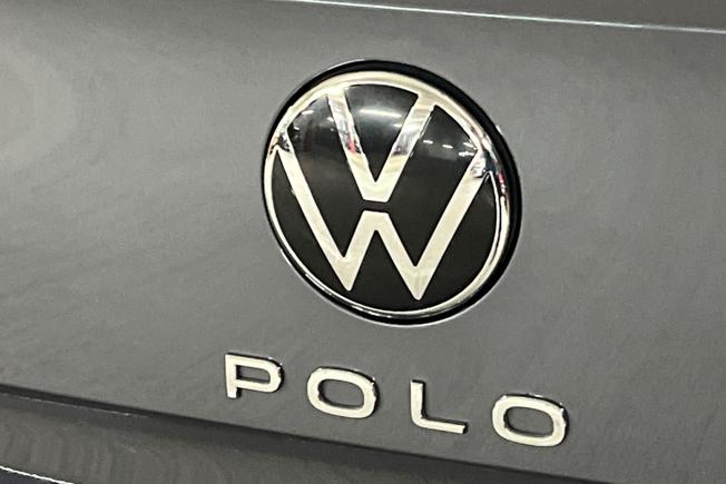 VOLKSWAGEN Polo Photo 27