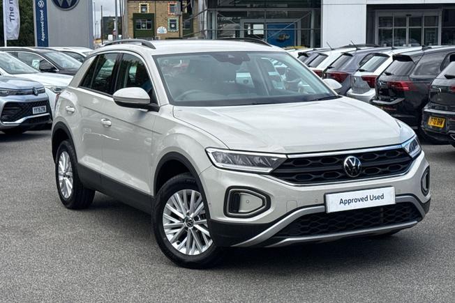 VOLKSWAGEN T-Roc Photo 31