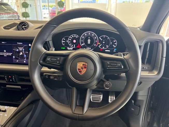 PORSCHE Cayenne Photo 17
