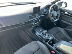 Audi Q5 Photo 2