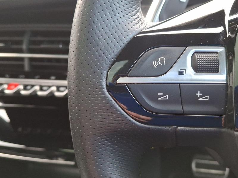 Used Peugeot 2008 NU70AUT 22