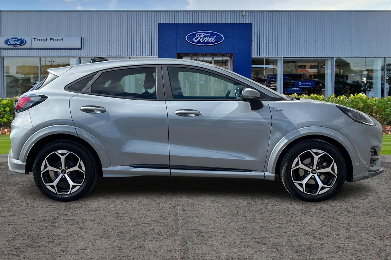 Ford PUMA Photo 2
