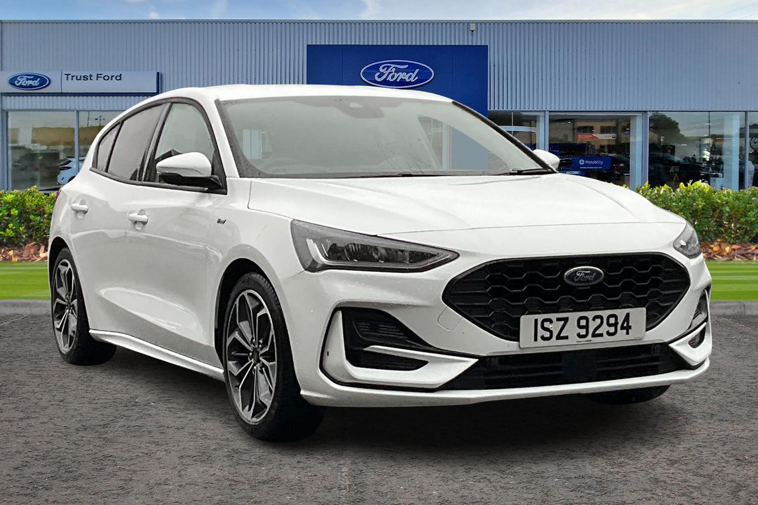 Ford Focus Photo 0