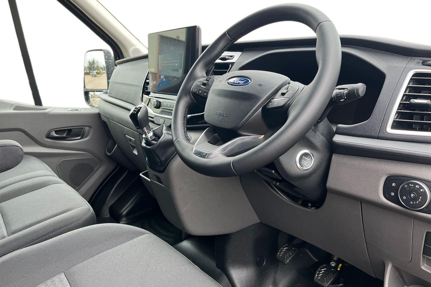 Ford TRANSIT Photo 13