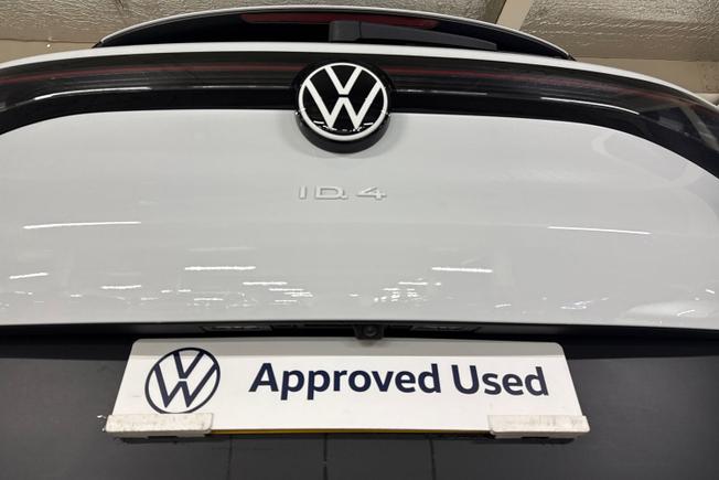 VOLKSWAGEN ID.4 Photo 35