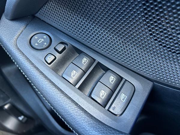 BMW 1 Series Photo autoimg-7b9b1cc9e2f3cf8078a79c7f1b019cd3b902a9df.jpg