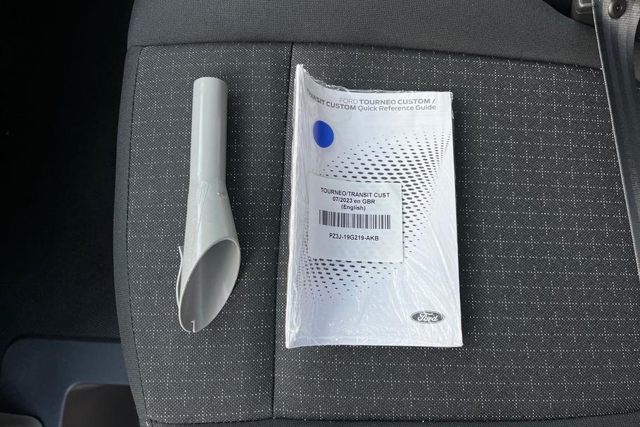 Used Ford TRANSIT CUSTOM LF25RJL 8