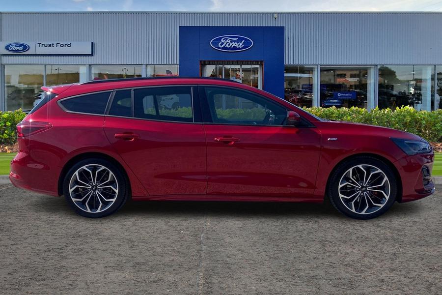 Ford FOCUS Photo autoimg-7b9c7820ebf49ef7569f24dbf6c8543e40a7f6f2.jpg