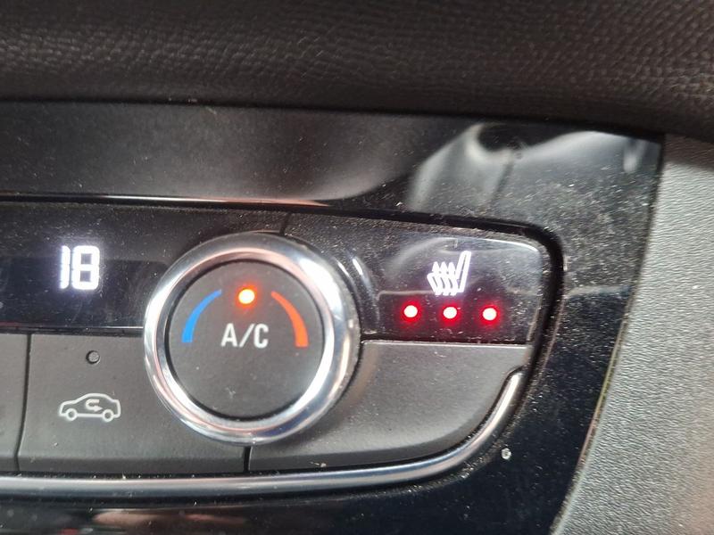 Used Vauxhall Corsa SA72XNF 49
