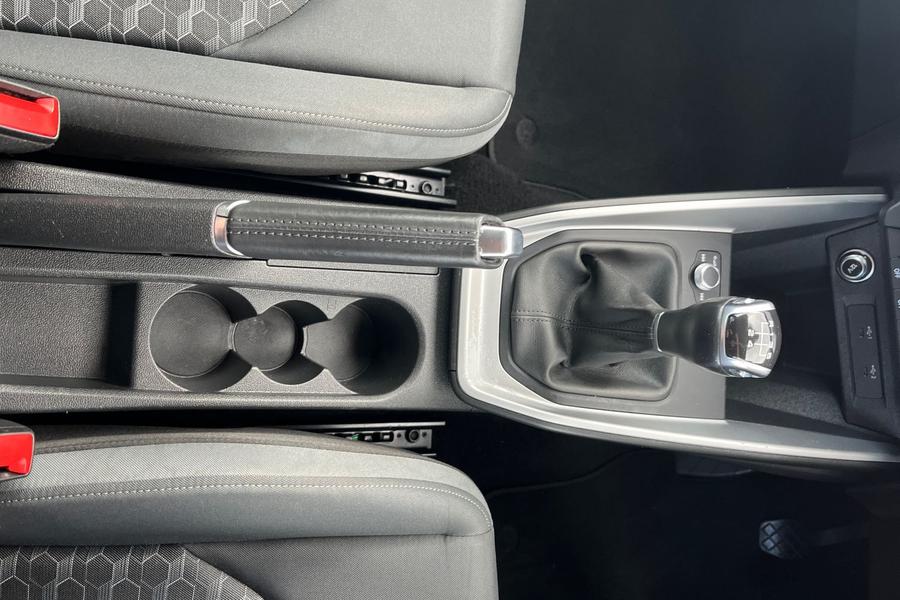 Audi A1 Photo autoimg-7b9e61199010c69a59b42f9bd4c8fb38ba37d974.jpg