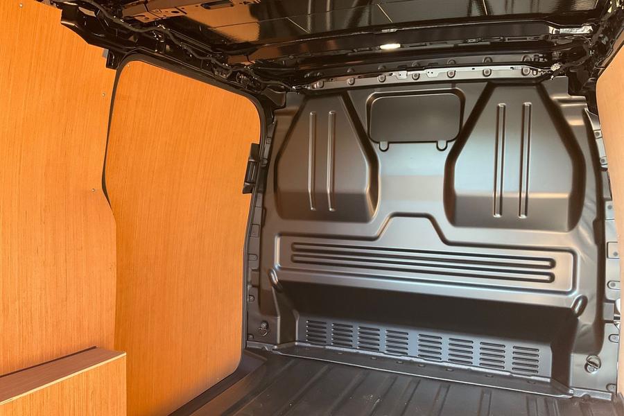 Ford Transit Custom Photo autoimg-7b9feacf7245f0ad91c360ba1cdff230c6f2889d.jpg