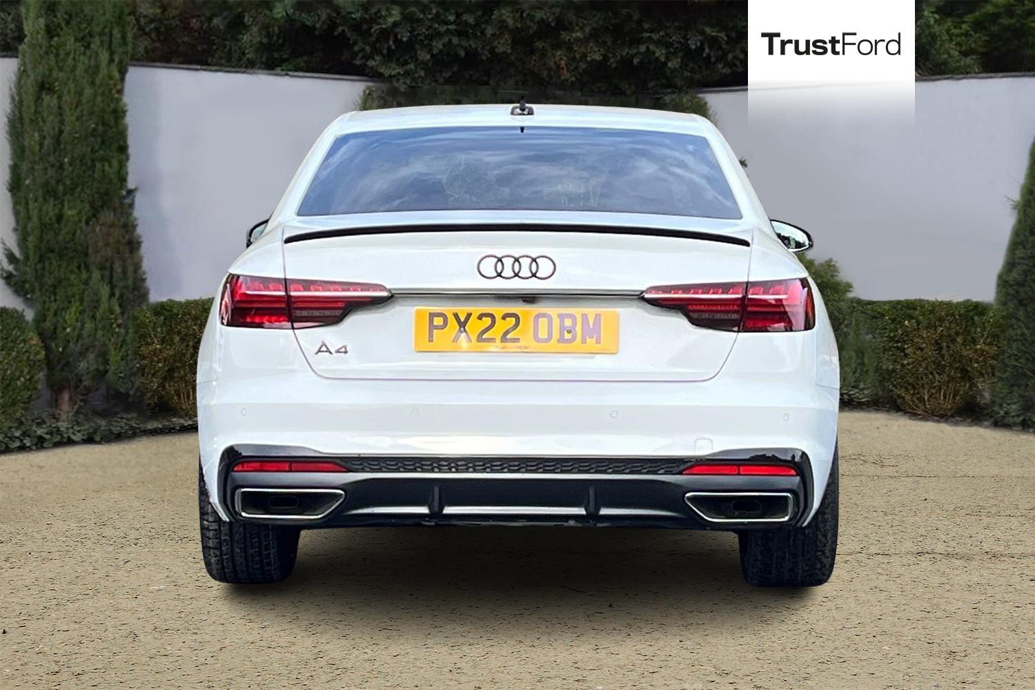 Audi A4 Photo 6