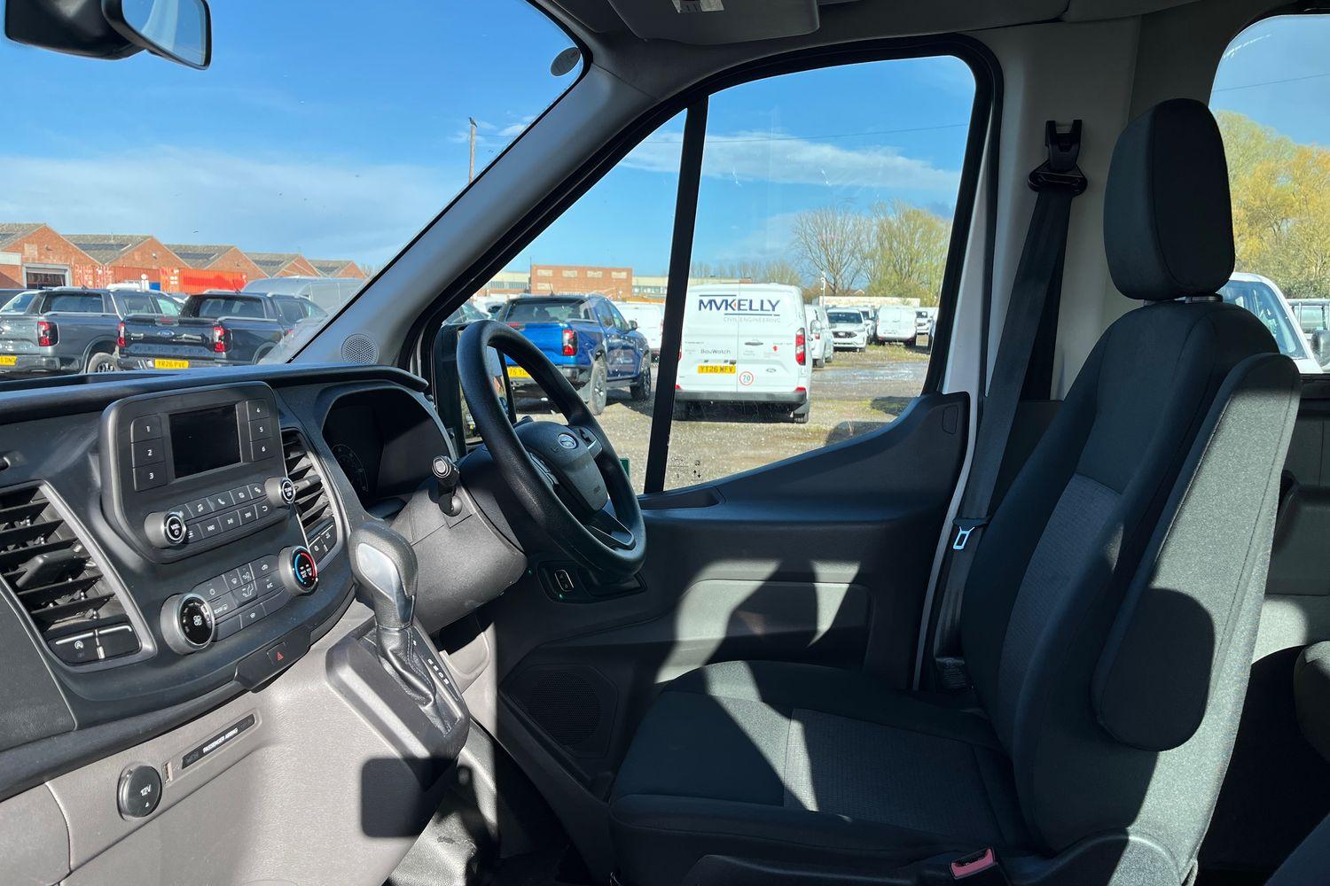 Ford TRANSIT Photo 2