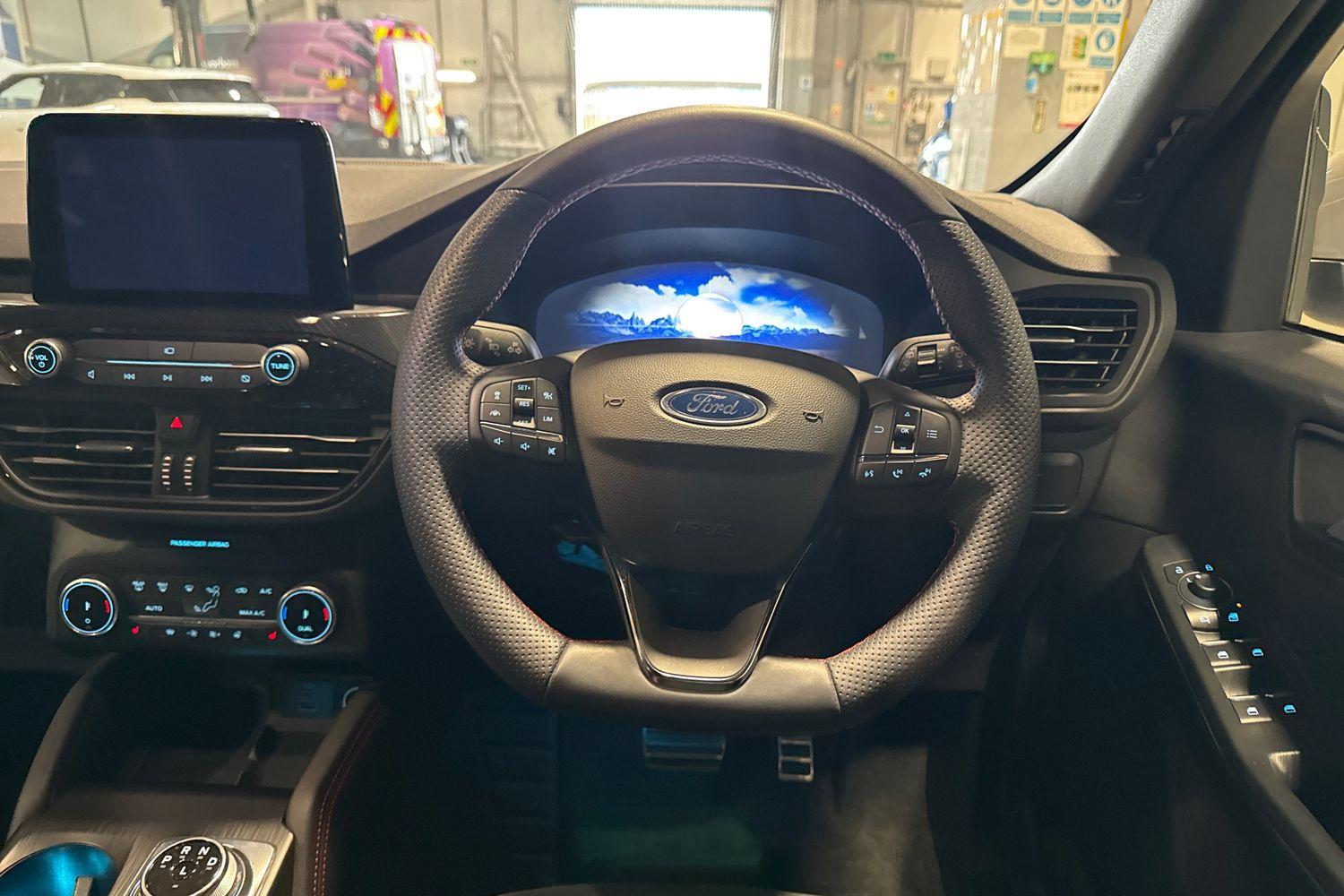 Ford KUGA Photo 11