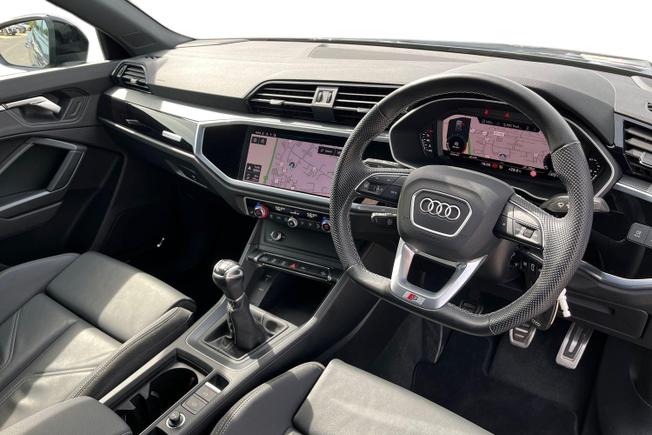 AUDI Q3 Photo 6
