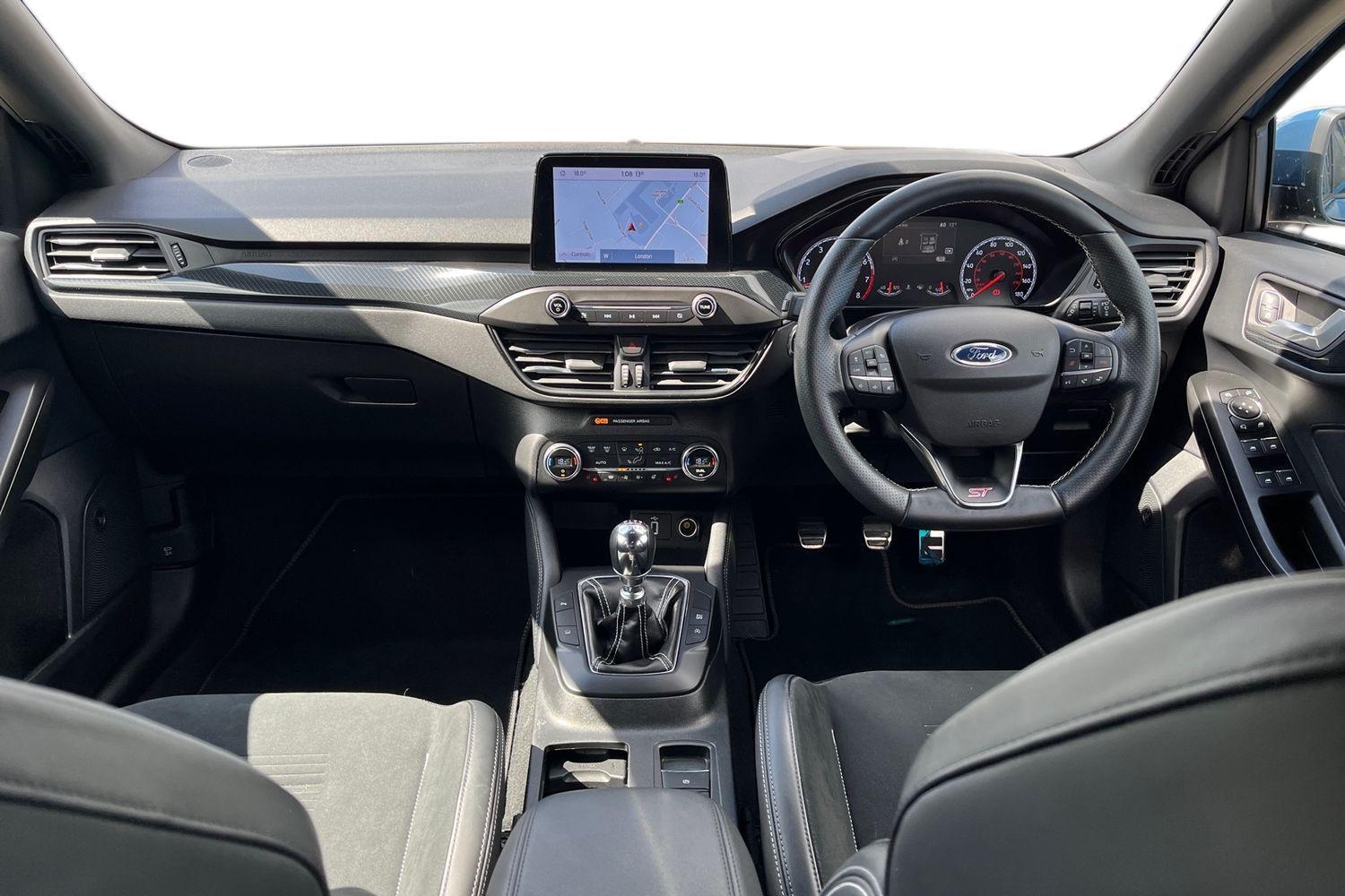 Ford Focus Photo 9