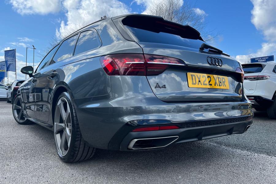 Audi A4 Photo autoimg-7bab6e3b3b3926fb4e928dc44324442aeb10d896.jpg