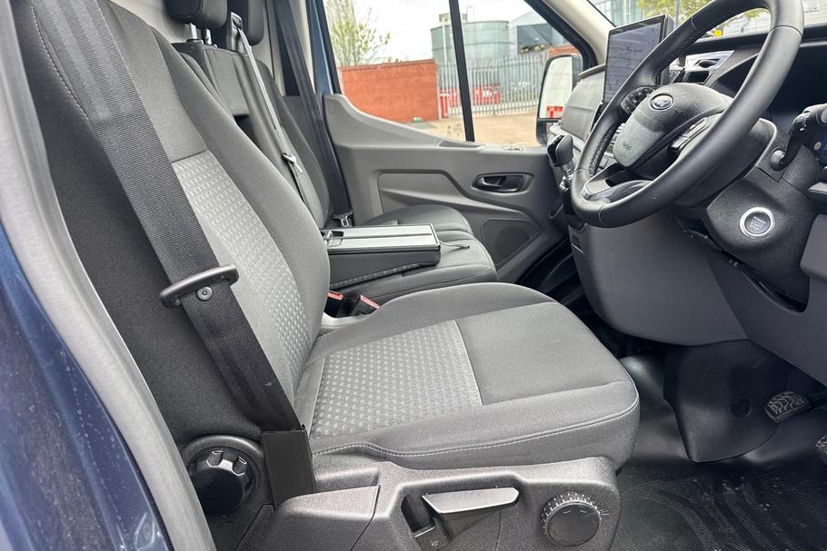 Used FORD TRANSIT WP75PRZ 31