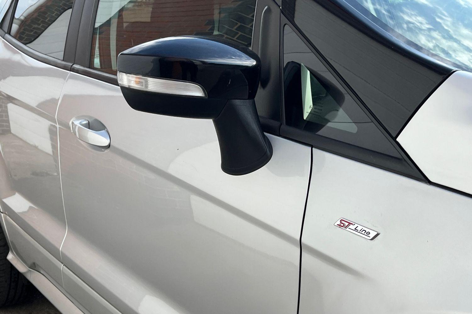 Ford ECOSPORT Photo 28