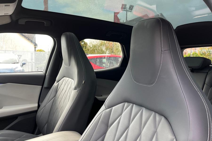 Ford EXPLORER Photo autoimg-7baf33665afdd0b603d6d5cfcbd5a23eda0ca37d.jpg