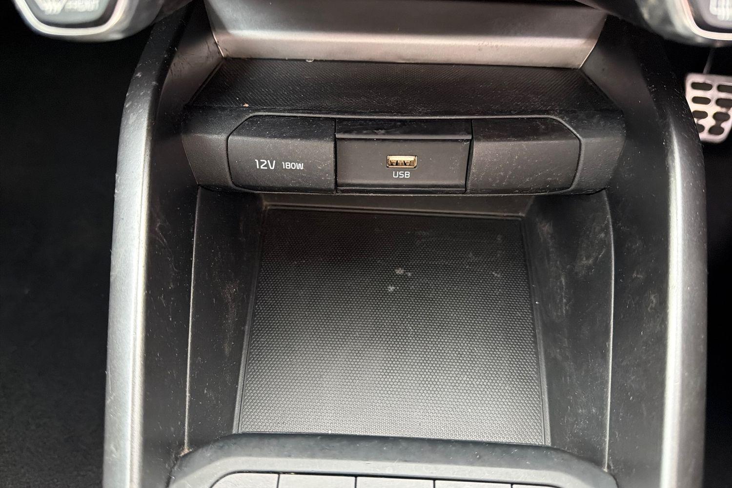 Kia Stonic Photo 31