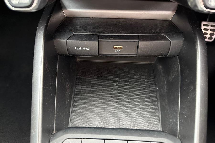Kia Stonic Photo autoimg-7baf471b055096890600702ca0f6fb3b012b5a7b.jpg