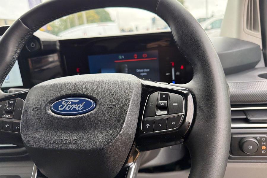 Ford E-TRANSIT CUSTOM Photo autoimg-7bba963dea74458d22937012a5422d0c6e4ed296.jpg