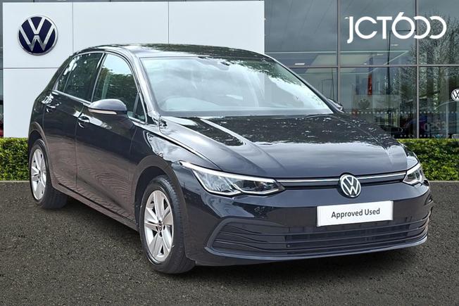 Volkswagen Golf Photo 1