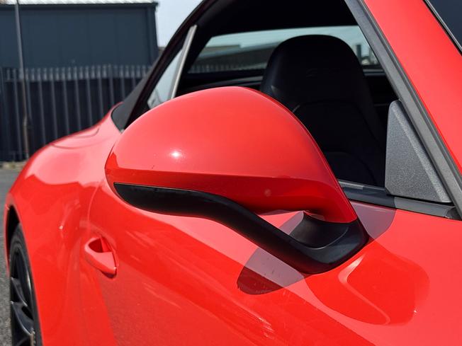 PORSCHE 911 Photo 30