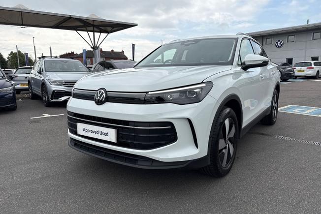 VOLKSWAGEN Tiguan Photo 22
