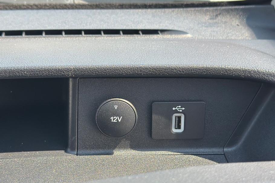 Used FORD TRANSIT CUSTOM YP71ZKW 28