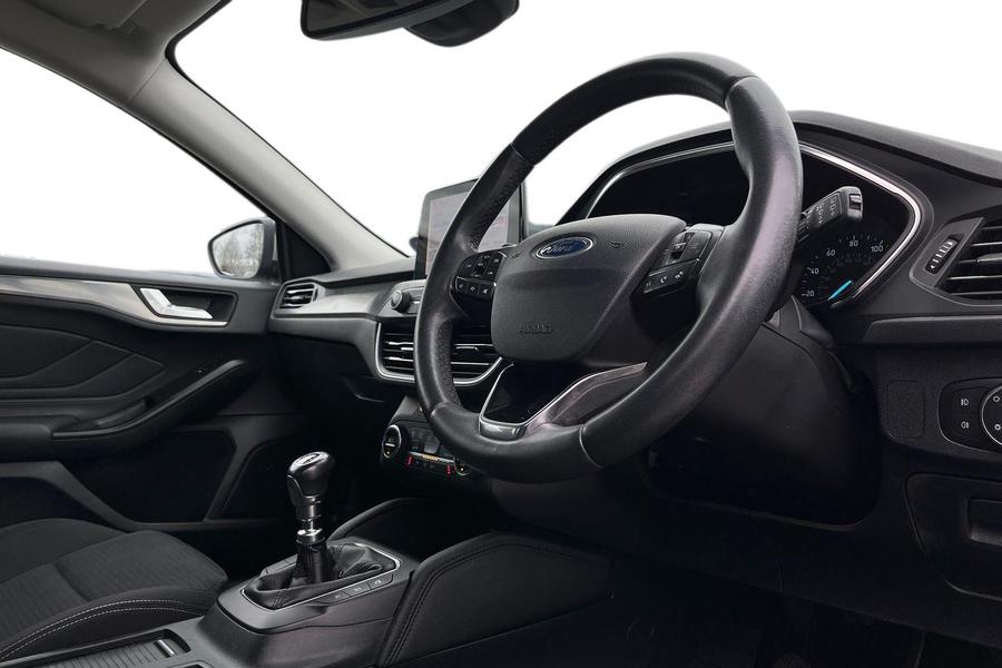 Ford Focus Photo autoimg-7bd288fbda25d40c9bf6b6a4e2a4a9d65b2fe346.jpg