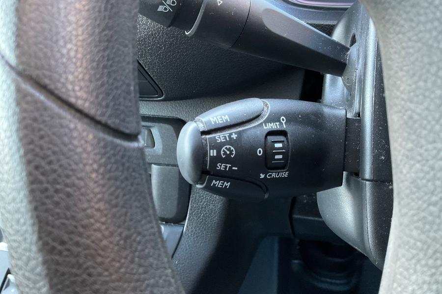 Citroen SPACE TOURER Photo autoimg-7bd4235a8ff14f669e242d1a42b5ff3f65adc60c.jpg
